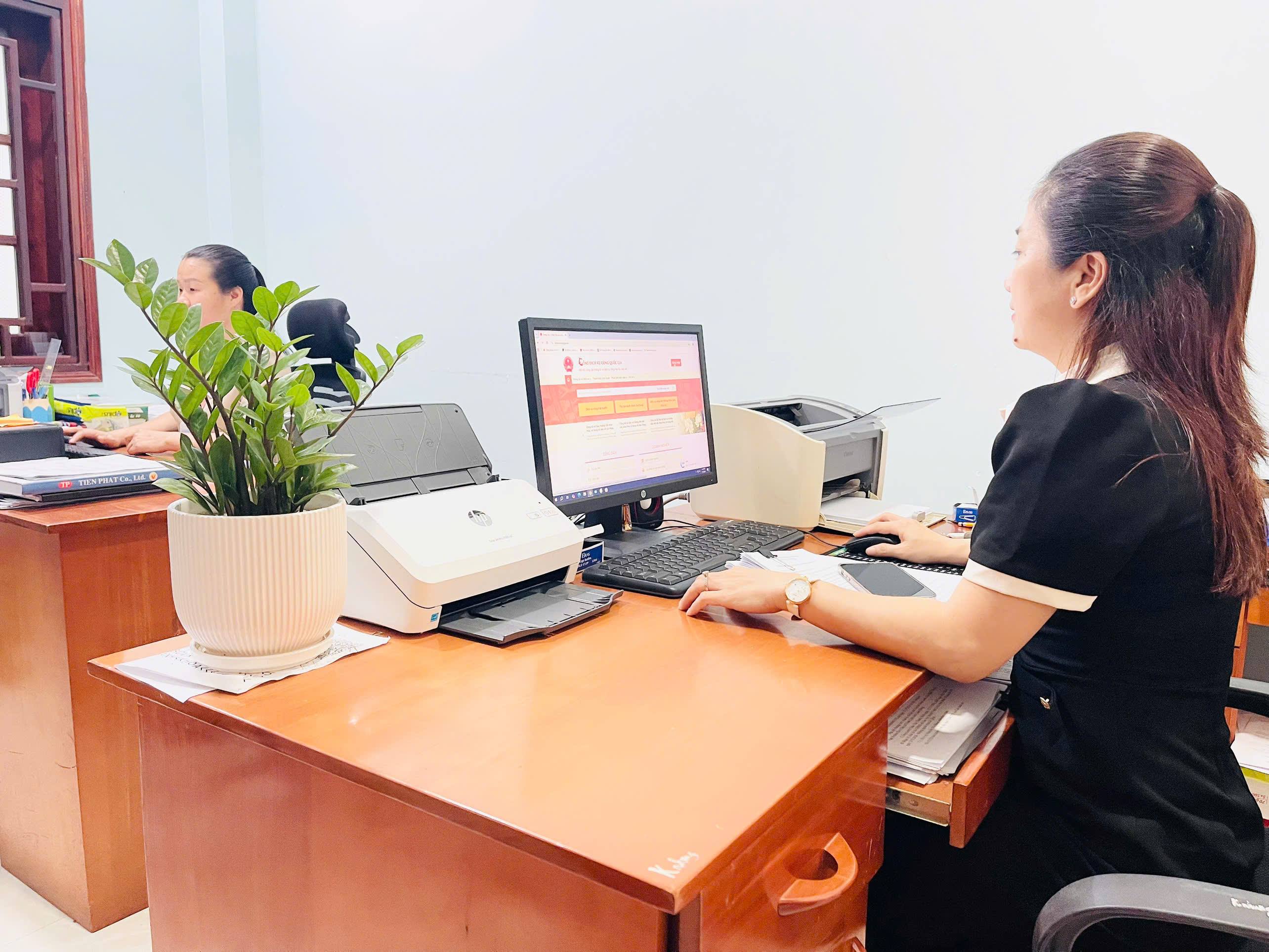 anh tin bai